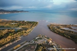 Vue aérienne de l'embouchure de l'Argens, entre St Aygulf et Fréjus